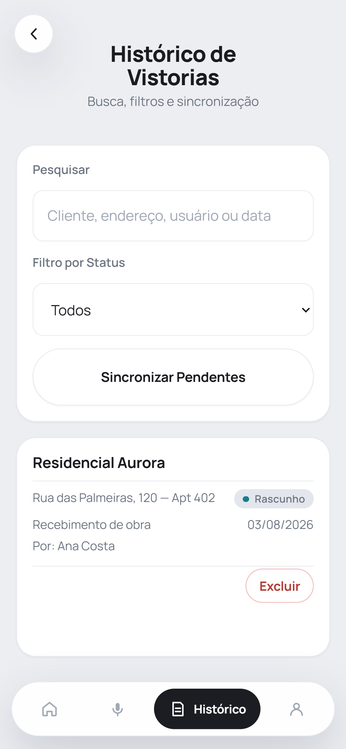 Histórico de vistorias no celular com busca, filtro de status e lista de laudos.